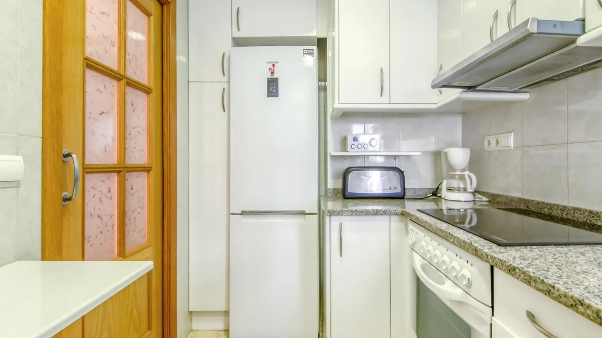 Beautiful Apartment With View Roses