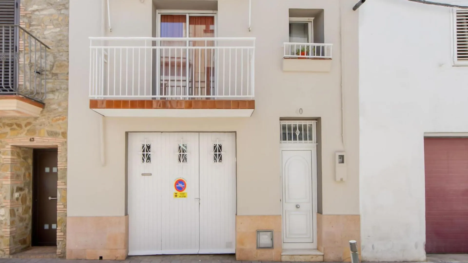 Beautiful Apartment With View Roses