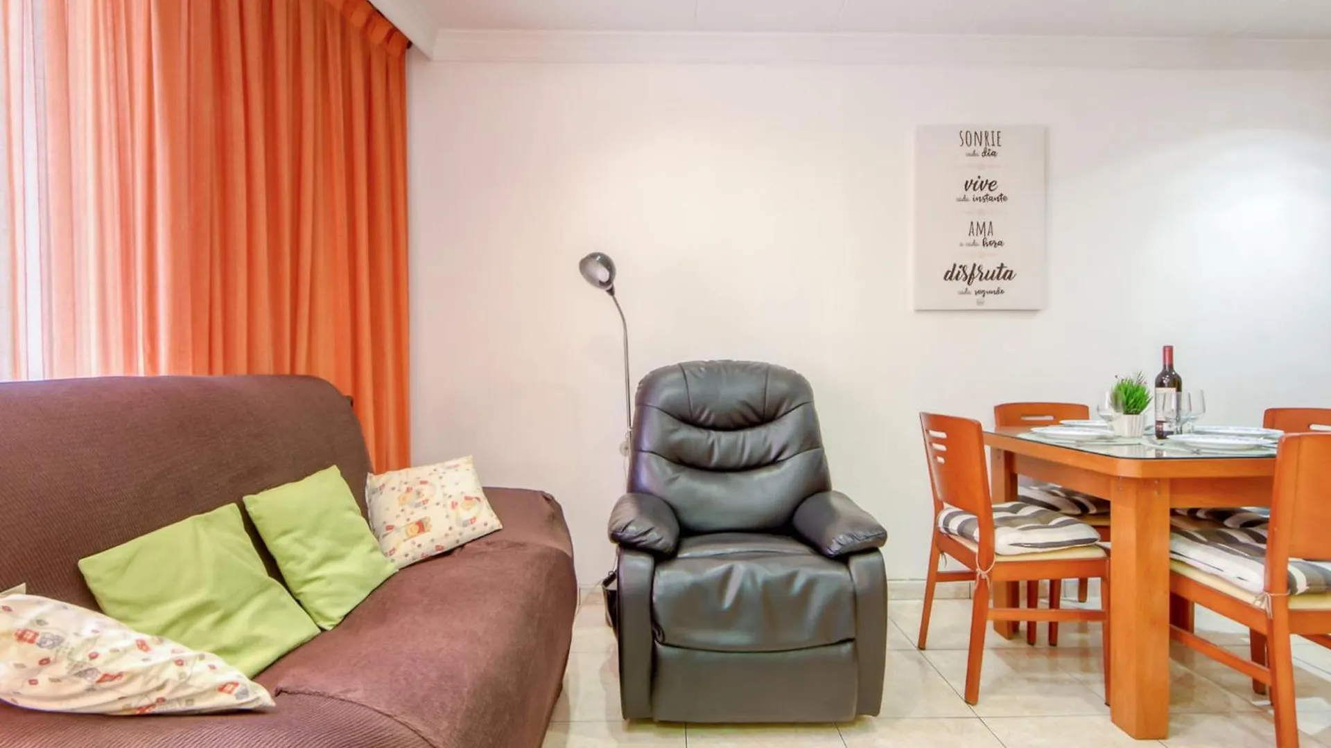 Beautiful Apartment With View Roses 0*,  Spain