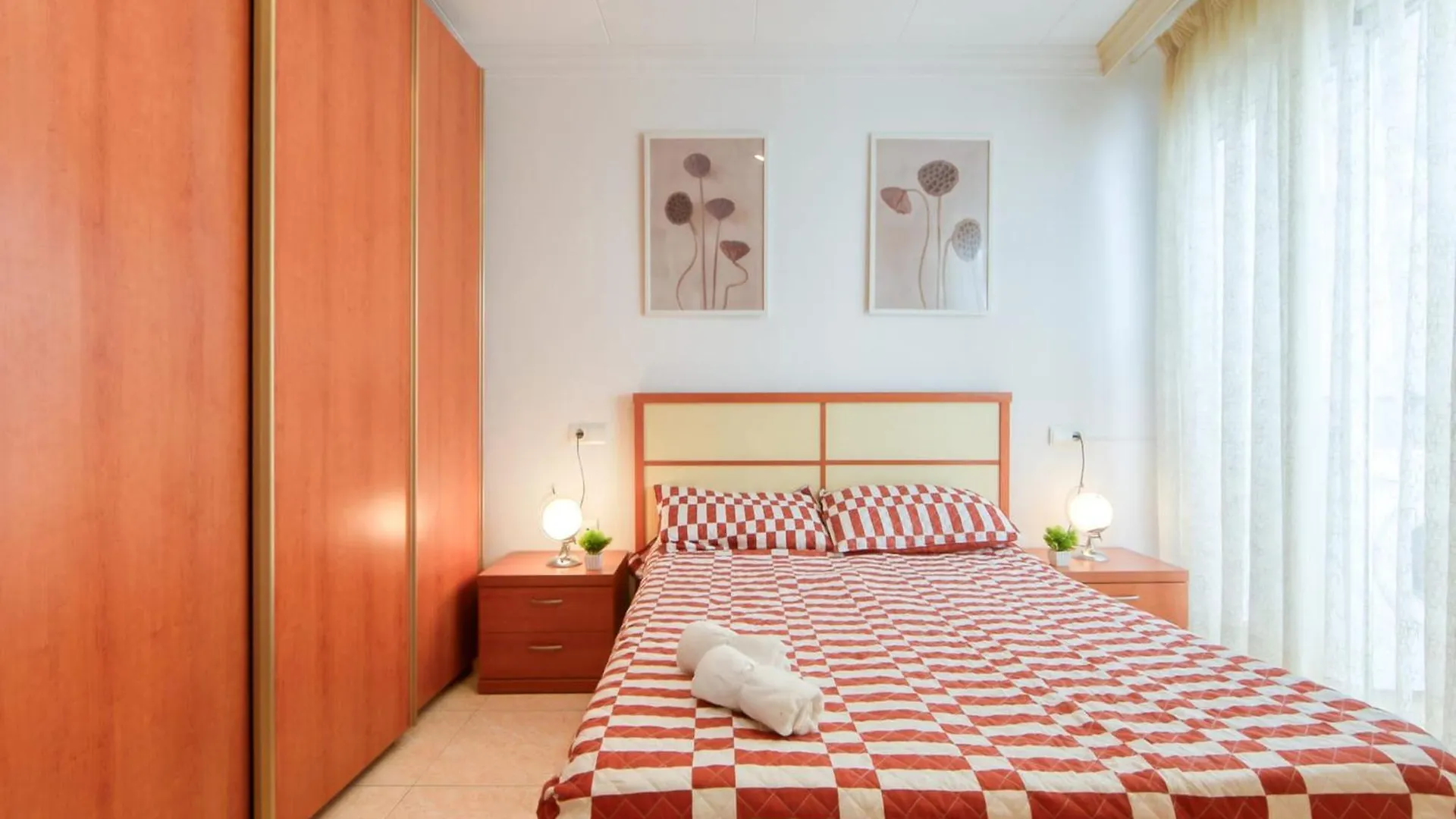 Beautiful Apartment With View Roses